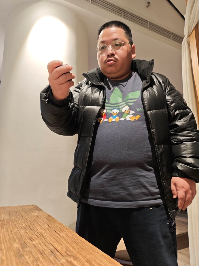 ��������